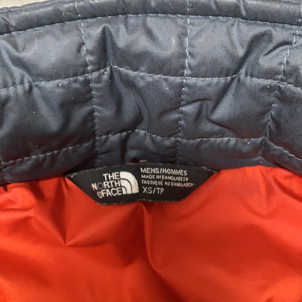 Authentic North Face Puffer Jacket - image 6